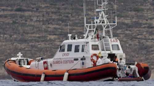 More than 200 migrants feared drowned off Italian coast