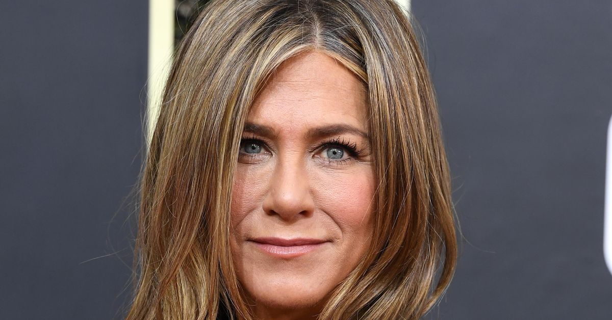 Jennifer Aniston addresses 'hurtful' pregnancy rumours after decades of cruel tabloid lies - 9Honey Celebrity