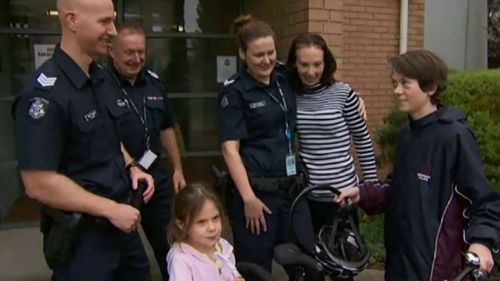 Police surprise 13-year-old Melbourne boy by replacing his stolen bike 