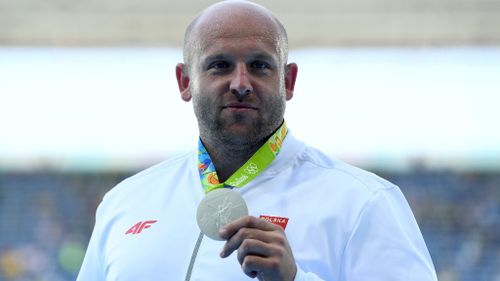Polish discus thrower sells silver medal from Rio Olympics to help young boy with cancer