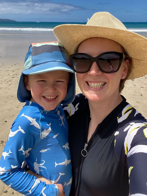 História de câncer de pele: Sara, mulher de Melbourne