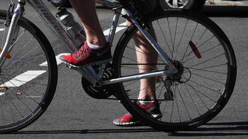 Cyclists may be forced to wear high-vis gear by council in Adelaide