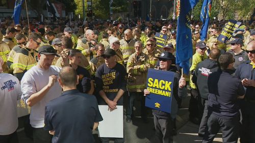 F﻿irefighters have marched through Melbourne's CBD after wage disputes between the  government and the United Firefighters Union (UFU) fell apart.