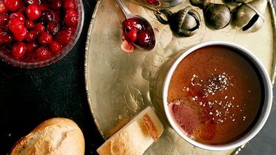 <a href="http://kitchen.nine.com.au/2016/05/16/13/19/duck-liver-pt-with-pickled-cranberries" target="_top">Duck liver pâté with pickled cranberries</a>