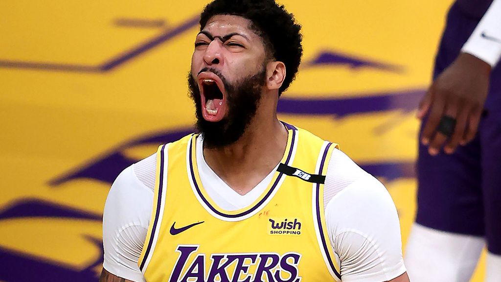 N.B.A. Playoffs: Anthony Davis Leads Lakers Past the Suns - The