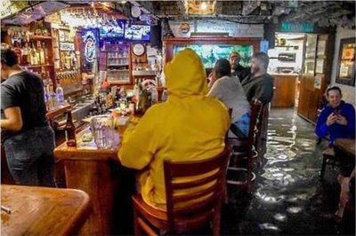 This bar is not deterred by Hurricane Florence