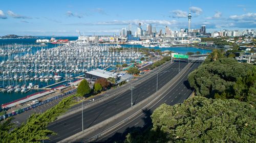 A quiet highway leading into Auckland, during New Zealand's first COVID-19 lockdown.