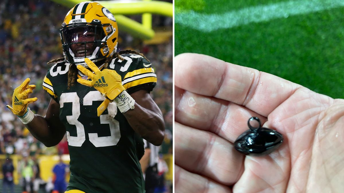 Packers RB Aaron Jones says necklace with father's ashes found