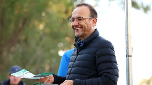 O ex -líder do Australiano Greens, Adam Bandt, perdeu o assento nas eleições federais.
