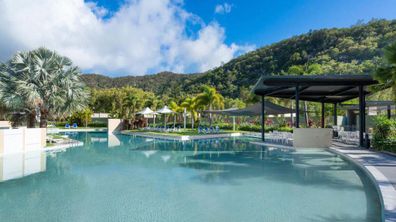 Pepper on Blue Magnetic island is one of the offers.