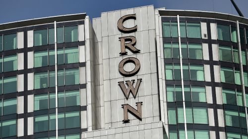 Detained Crown employee slips handwritten note to husband through lawyer