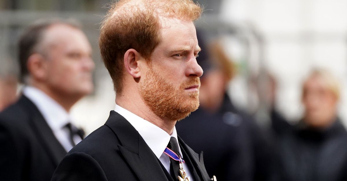 Prince Harry Book Spare: Ghostwriter J.R Moehringer﻿ Defends Mistakes ...