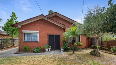 Melbourne Auctions real estate property market houses sale analysis millions