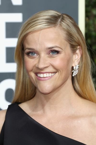 Arguably
one of the most vocal supporters of the Time’s Up movement, the very proud Reese Witherspoon worked the red carpet in her black Zac Posen gown, but it was <em>those</em> lashes we couldn't take our eyes off.