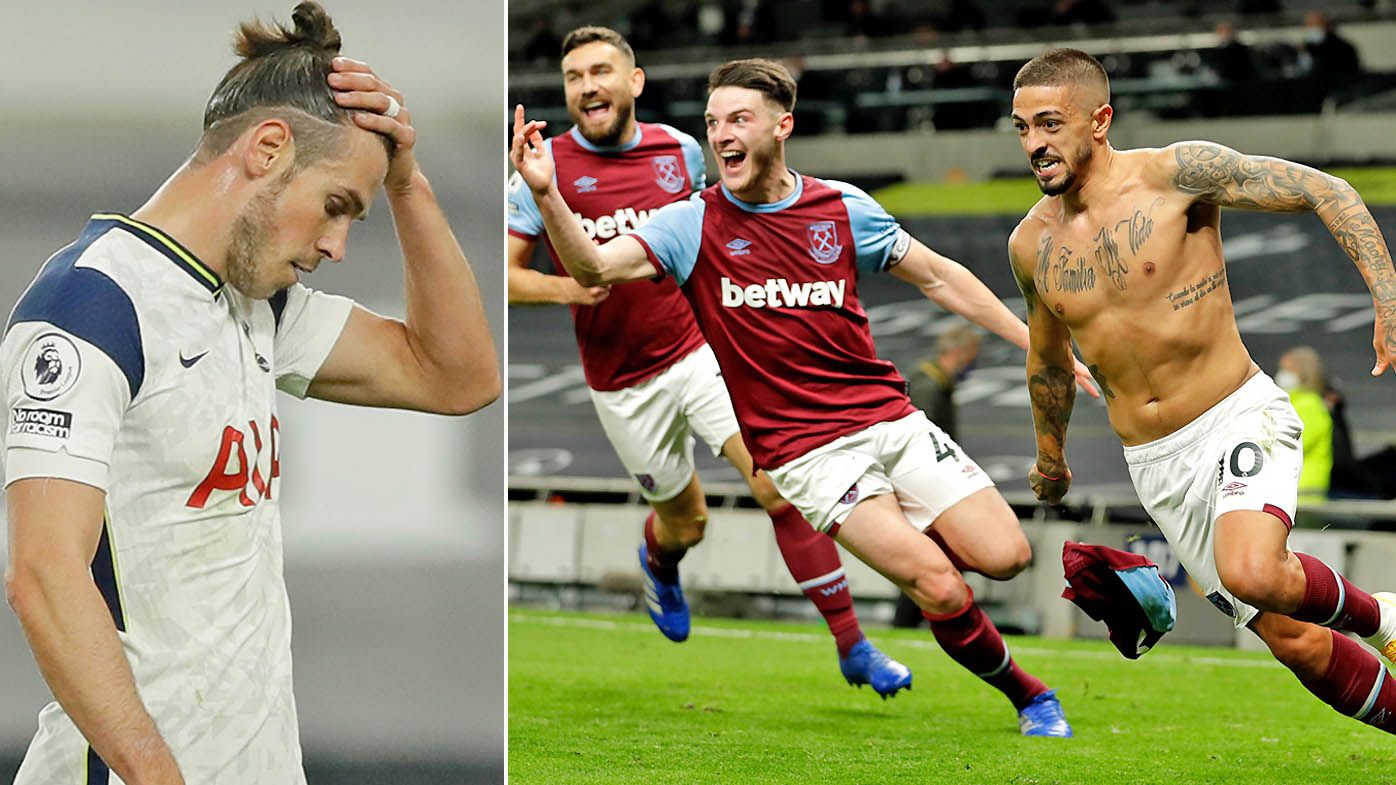 Manuel Lanzini of West Ham United celebrates after scoring his team&#x27;s third goal