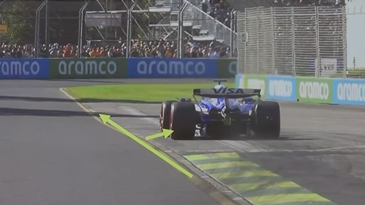 Daniel Ricciardo ran off the Albert Park track at Turn 5 causing his flying lap time to be deleted.