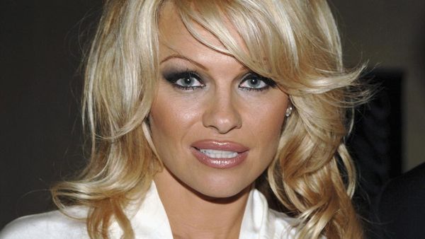 Classic Pamela Anderson circa 2005. Image: Getty.