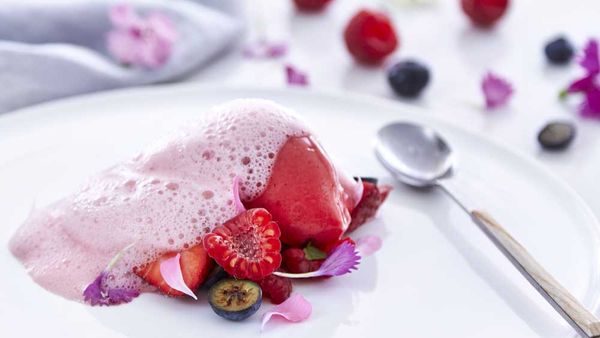 Anna Polyviou's strawberry and champagne dessert