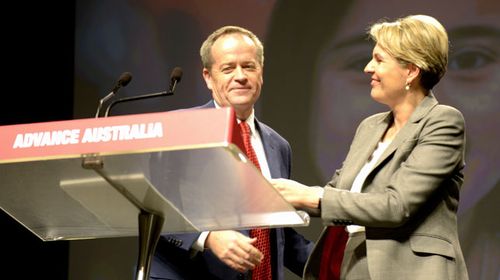 Bill Shorten takes the stage at the ALP national conference in Melbourne. (AAP)
