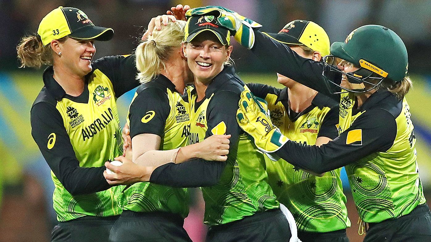 Meg Lanning of Australia celebrates with teammates 