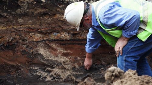 Builders uncovered the cellar of the old pub during construction works. (9NEWS)