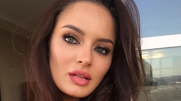 Makeup artist Chloe Morello's star is on the rise. Image: Instagram/@chloemorello