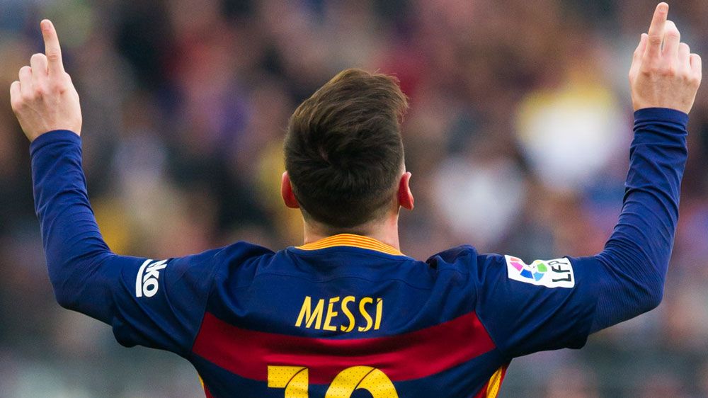 Messi passes 300 Liga goals as Barca extend lead
