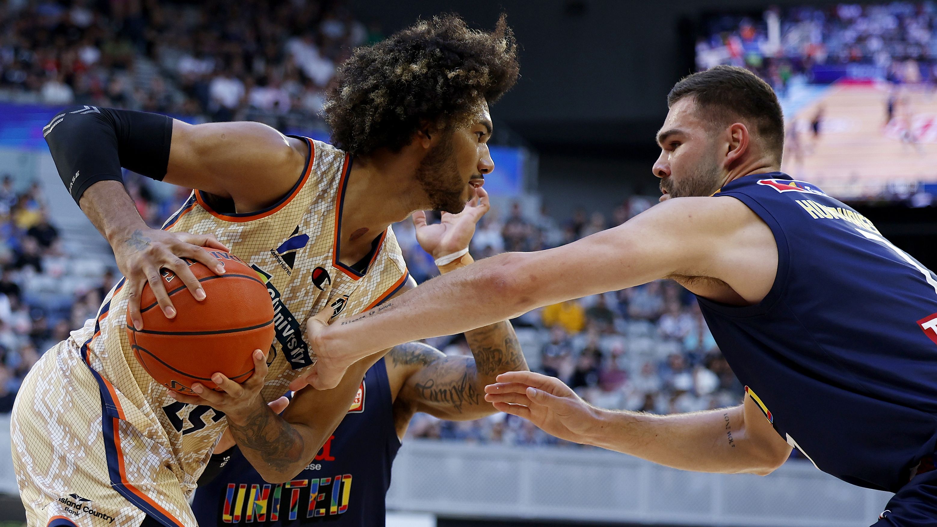 Melbourne United slam rival coach's 'disrespectful' comments after shocking 'targeted' claim