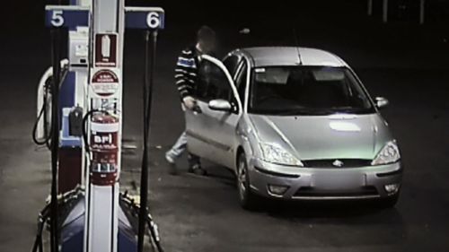 Some crooks use fake plates to get away with stealing petrol.