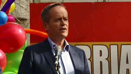 Bill Shorten speaking at the marriage equality rally, promising to legalise it within 100 days of power. (9NEWS)