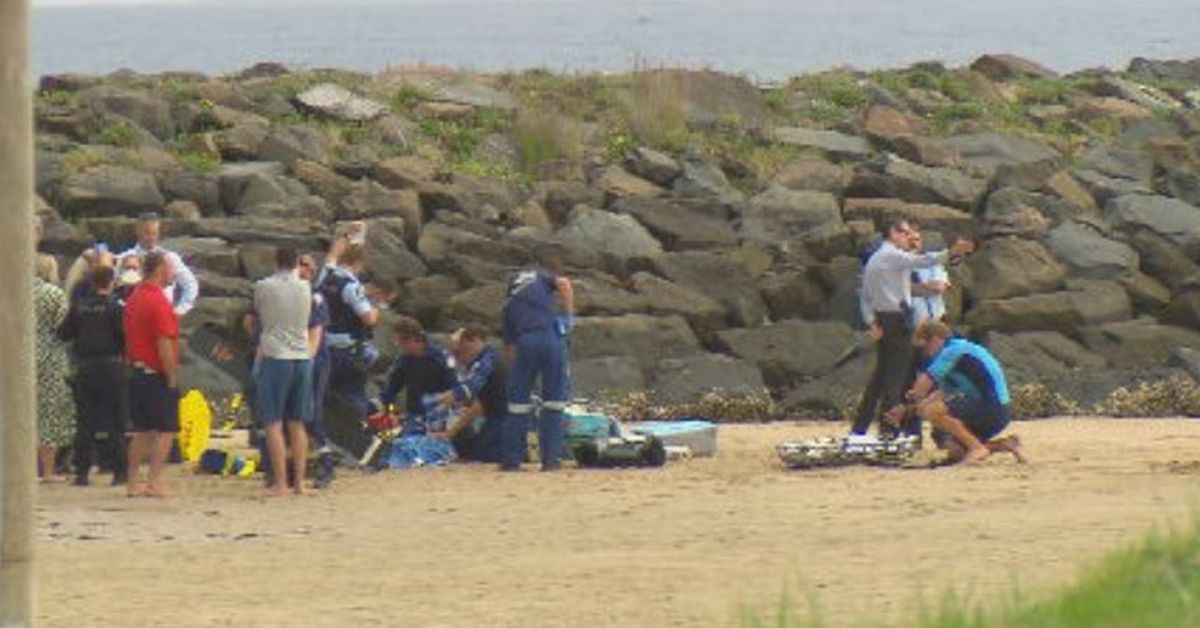 Boy remains critical after being struck by lightning at beach – 9News