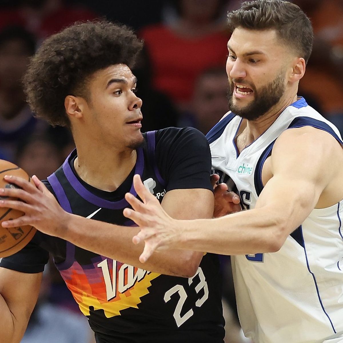 Maxi Kleber's Turns Out OK After Scary Fall vs. Suns 