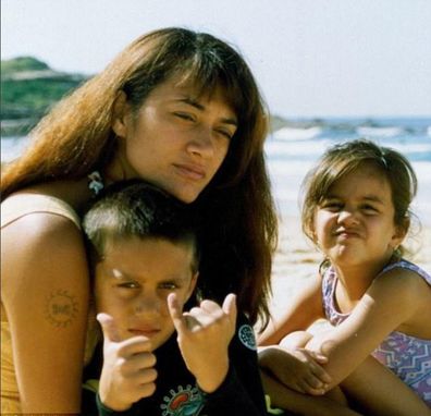 Turia Pitt with her mum and brother