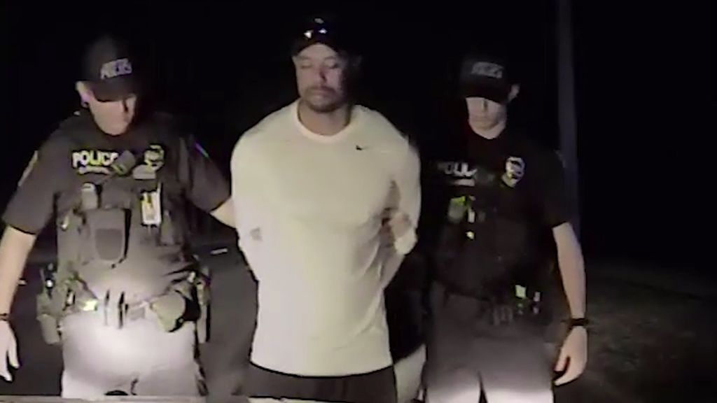 9RAW: Tiger Woods arrested by police