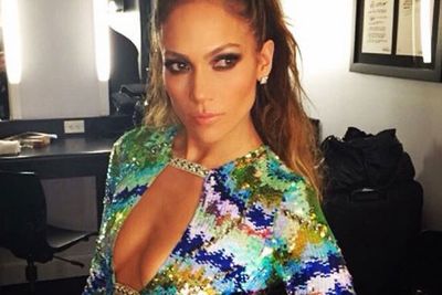 @jlo: "Heading to get a little dinner—had fun tonight! Thank you @theamas #JLoAMAs."