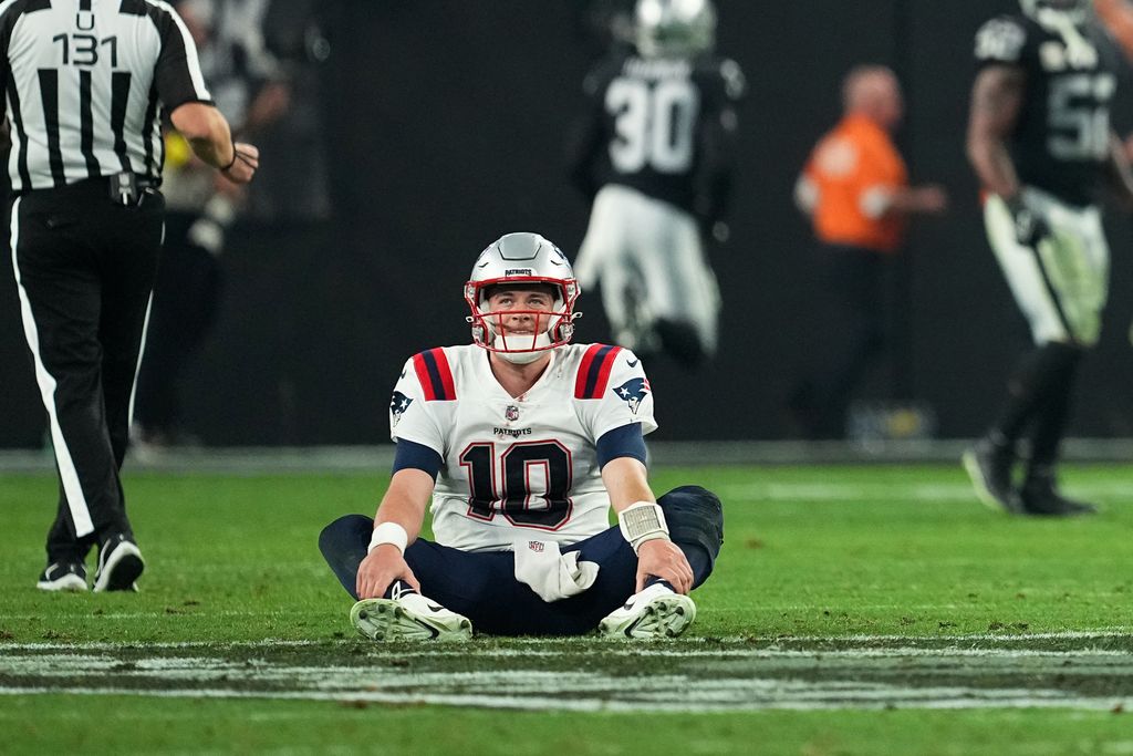 NFL results 2022, New England Patriots intercept pass to lose to Las Vegas  Raiders video