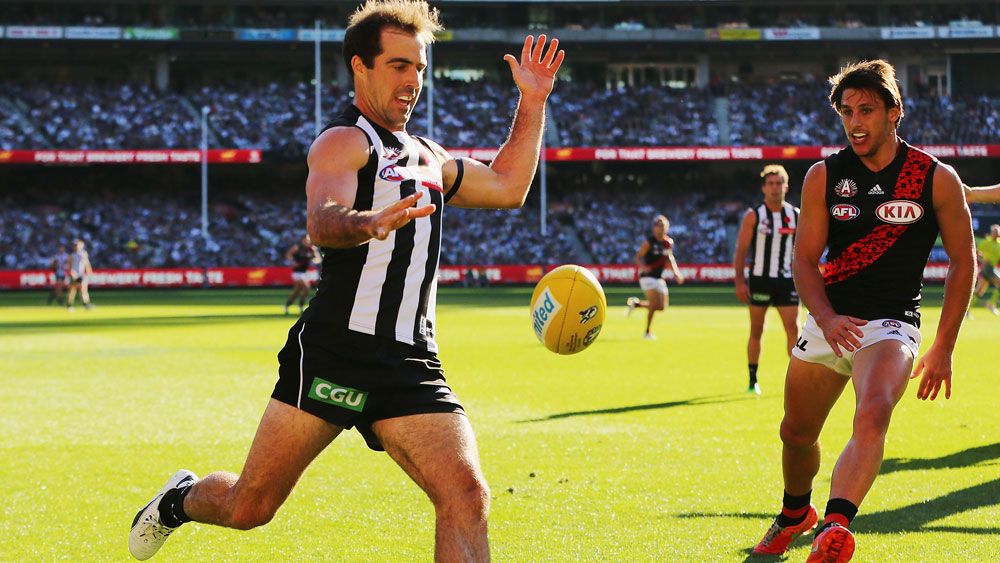 Magpies trounce Bombers on Anzac Day