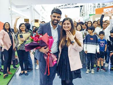 Yashraj Chhabra propose to his girlfriend, Riiya Shukla at auckland airport
