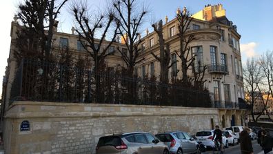 Paris Europe property royals real estate market millions mansion