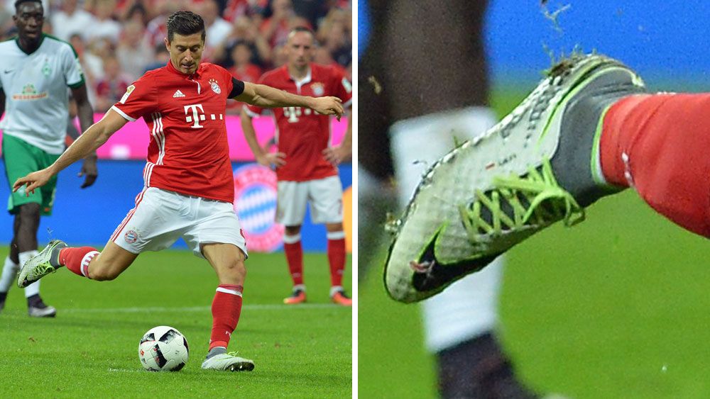Football: Lewandowski scores hat-trick with hole in boot