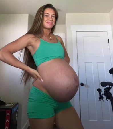 Pregnant mum stuns the internet with size of baby bump - 9Honey