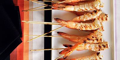 <a href="http://kitchen.nine.com.au/2016/05/19/13/18/bamboo-prawns" target="_top">Bamboo prawns<br />
</a>