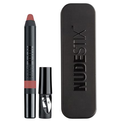 <p><strong><em>Natural Pout </em></strong>-&nbsp;<a href="https://www.sephora.com.au/products/nudestix-magnetic-matte-lip-color" target="_blank" draggable="false">Nudestix Magnetic Matte Lip Colour in Rose, $35</a></p>
<p>Liner can be a tricky product to navigate but the key to a natural-looking pout is to not go too far over your lip line.</p>
<p>" Start where the line exists already and just softly push out from that."</p>