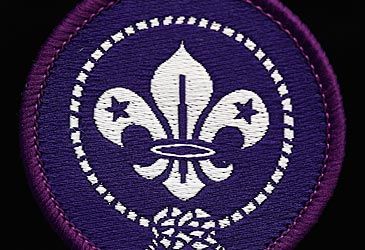 Who founded the Boy Scouts Association in 1910?