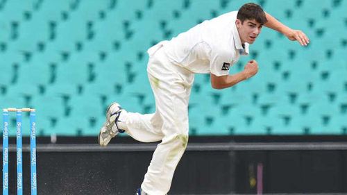 Sean Abbott greeted by warm applause at first trip back to the crease