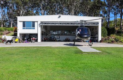 coomera estate where johnny depp severed finger gold coast house amber heard fight