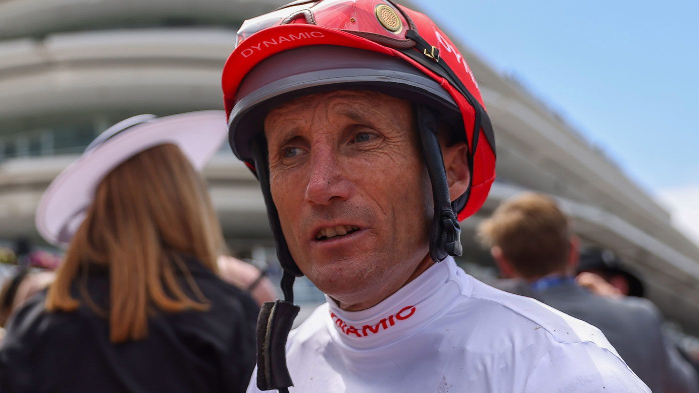 'Genius': Retiring icon Damien Oliver dominates final Derby Day with consecutive victories