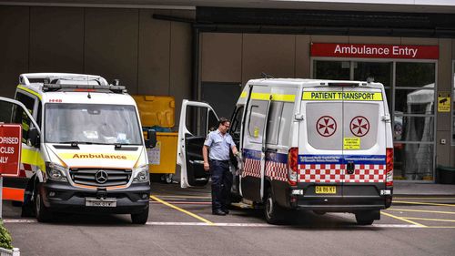 NSW workers across the ambulance, allied health, admin, catering, wards, cleaning and security areas will ask for a pay rise of more than 2.5 per cent. 