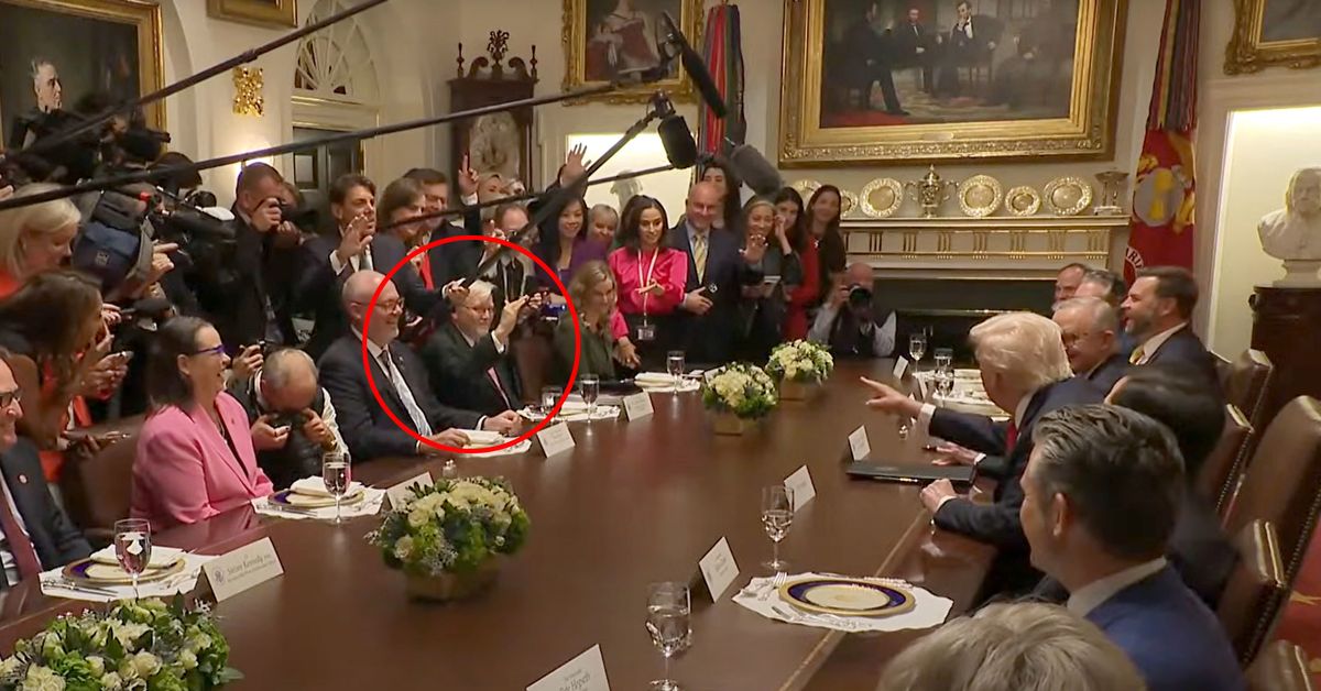 Awkward Trump and Rudd moment in historic meeting