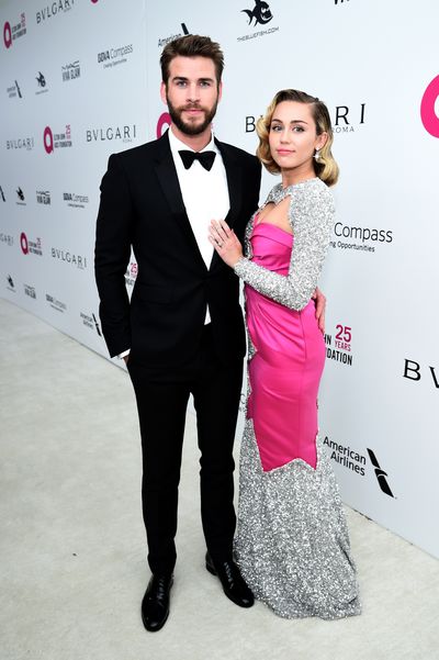 <p>After the Oscars is
when the real fashion gets started. For those who didn’t score an invite to
this year’s ceremony, there was still time to shine in the style stakes at the post- parties.</p>
<p>From the annual <em>Vanity
Fair</em> After-Party held at the Sunset Tower in Hollywood, to Elton John’s AIDS
fundraising bash, there was no shortage of sartorial standouts.</p>
<p>And what could be
better than one style star? Two of course.</p>
<p>Australian power couple
Lachlan and Sarah Murdoch cut a stylish figure on <em>Vanity Fair</em>’s red carpet,
whilst Miley Cyrus and Liam Hemsworth cosied up next to Elton John and Caitlyn Jenner.</p>
<p>Click
through to see what the stars wore to party here.</p>